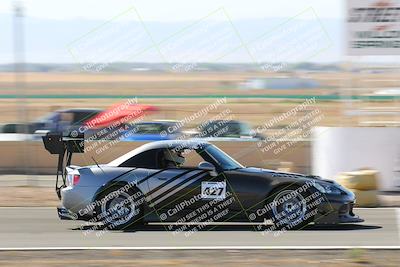 media/Oct-09-2022-Extreme Speed (Sun) [[a34e269be1]]/1-Red/session 2 turn 11/